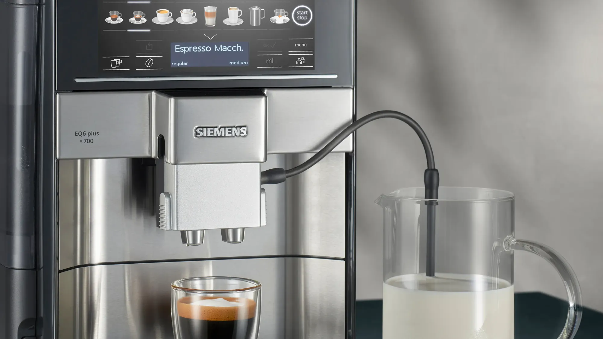 Machine à café tout-automatique EQ6 plus s700 Inox TE657313RW