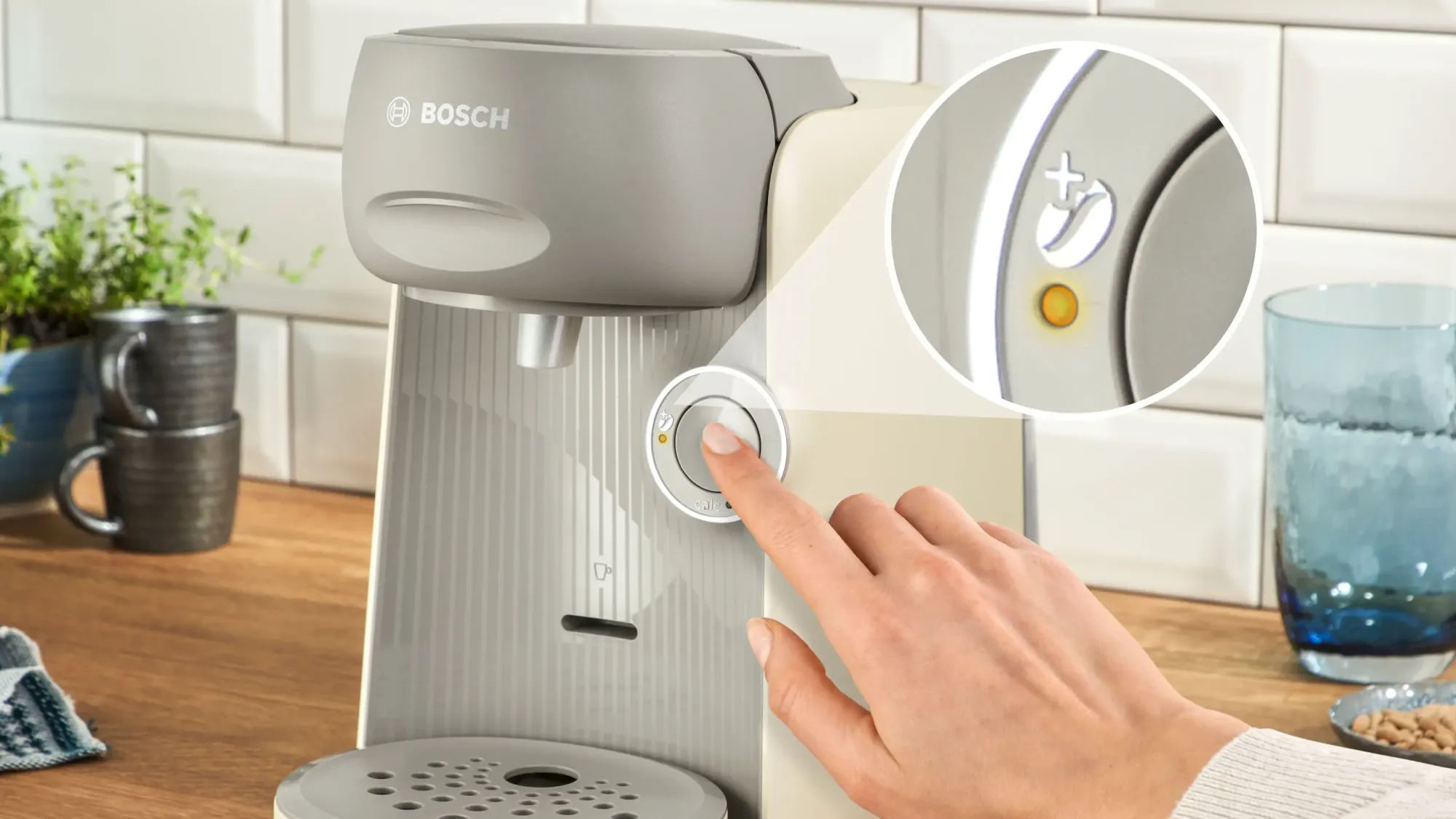 Machine multi-boissons automatique TASSIMO FINESSE TAS167P