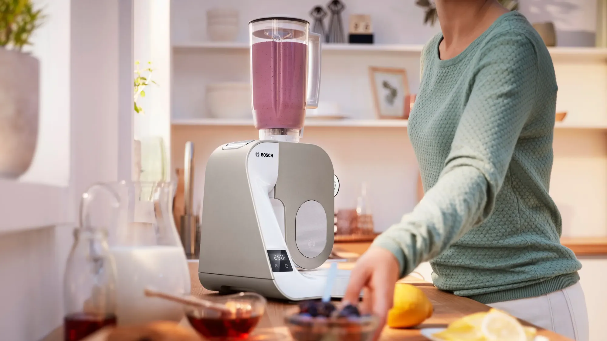 Série 4 Robot pâtissier avec balance MUM 5 1000 W Blanc MUM5XW20