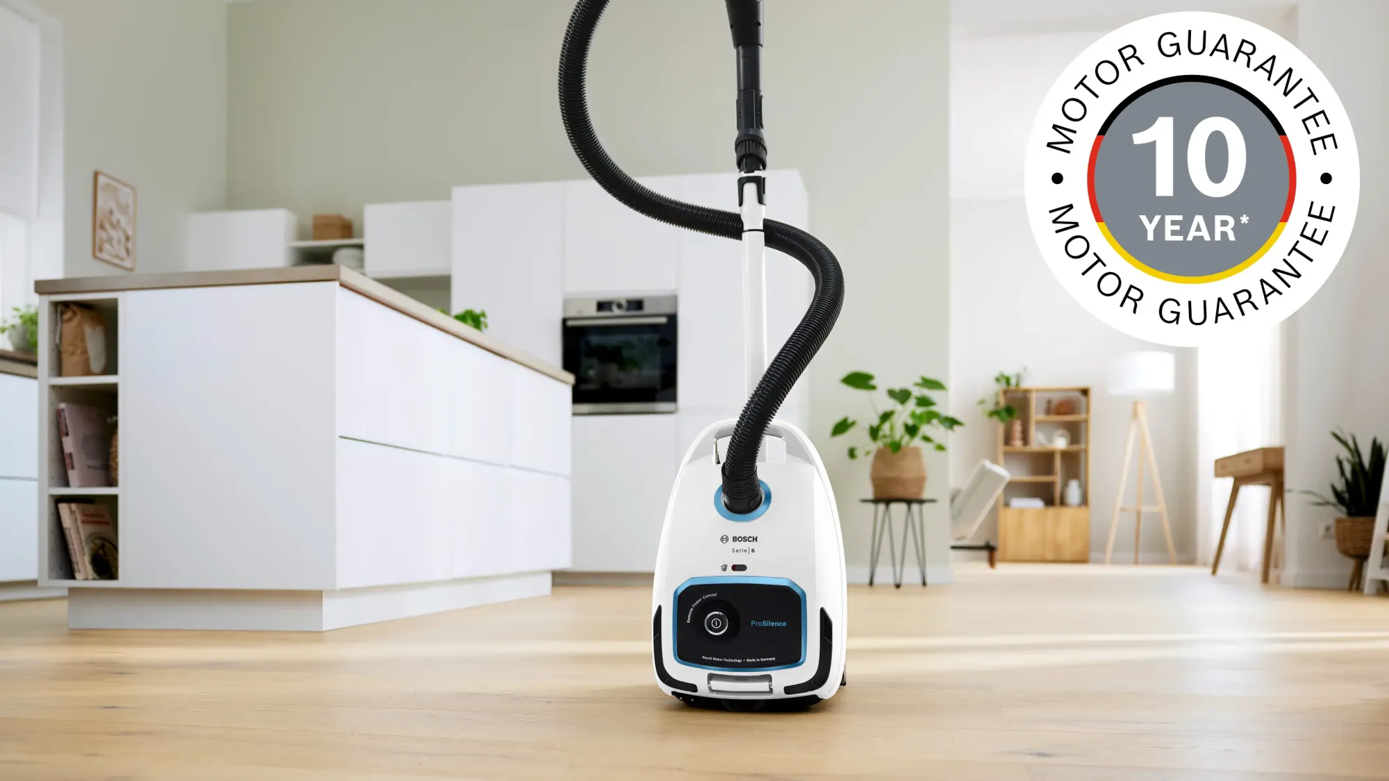 Série 6 Aspirateur avec sac ProSilence Blanc BGB6SIL1
